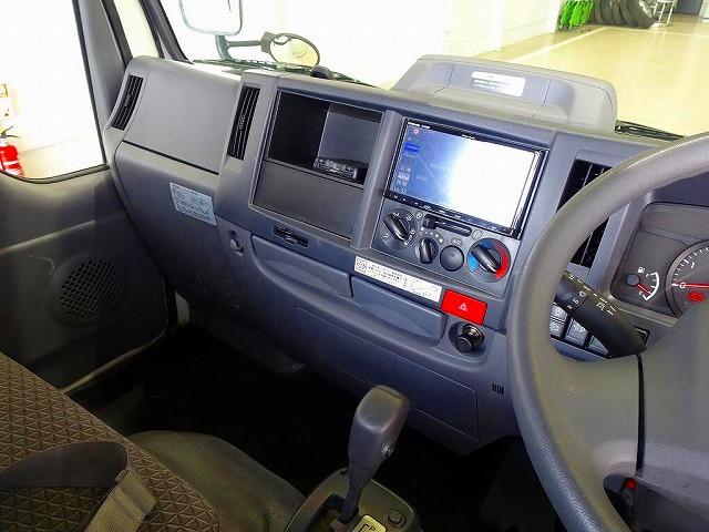 Isuzu Elf 9
