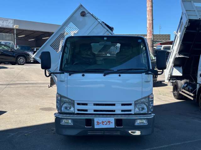 Isuzu Elf 2