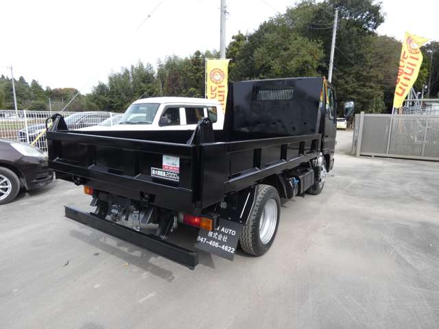 Mitsubishi Fuso Canter 7
