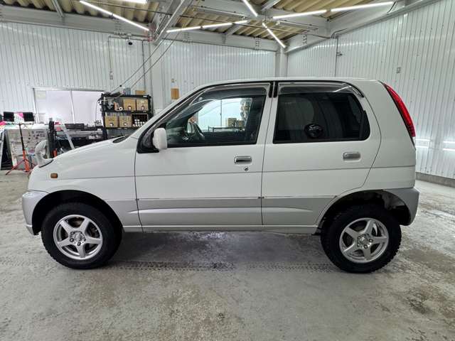 Daihatsu Terios Kid 7