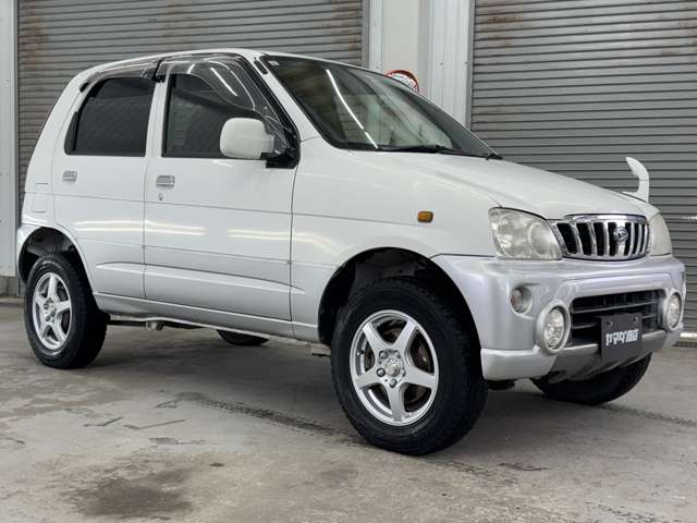 Daihatsu Terios Kid 9