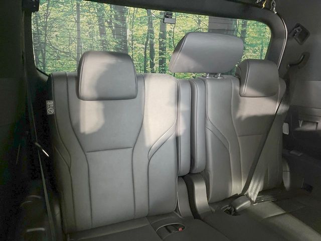 Toyota Alphard 10