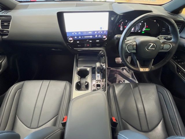 Lexus NX 2