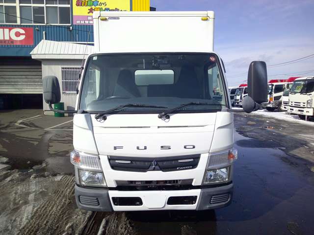 Mitsubishi Fuso Canter 2