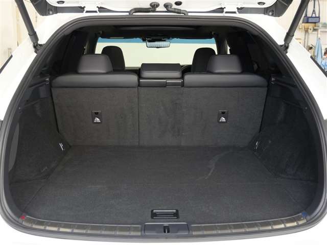Lexus RX 9