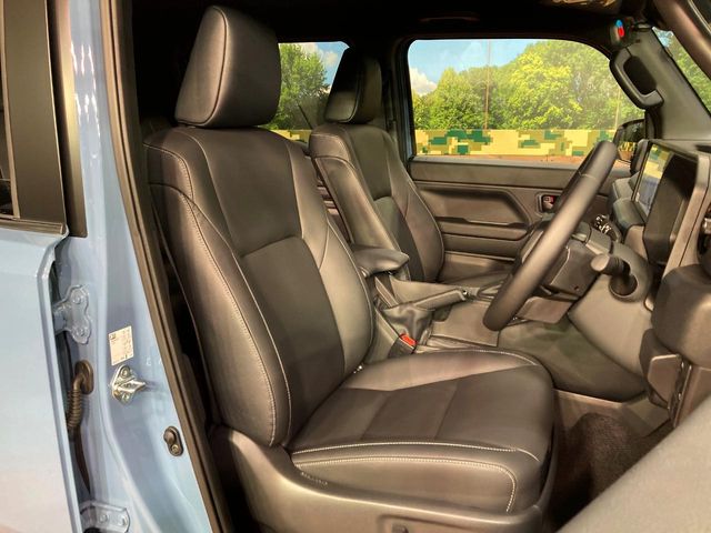Toyota Land Cruiser FJ 9