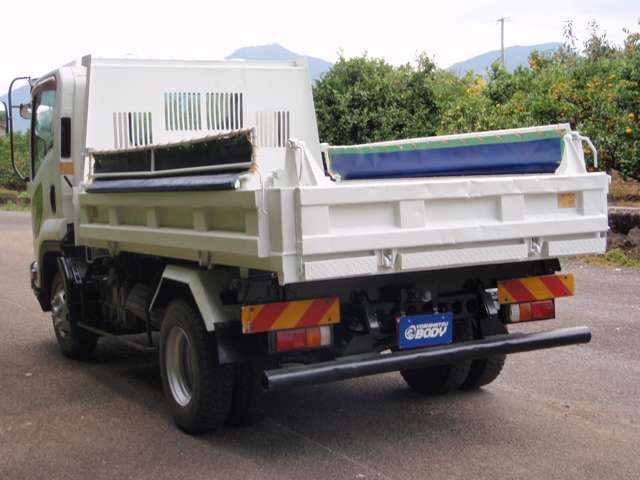 Isuzu Forward 7