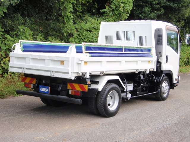 Isuzu Forward 9