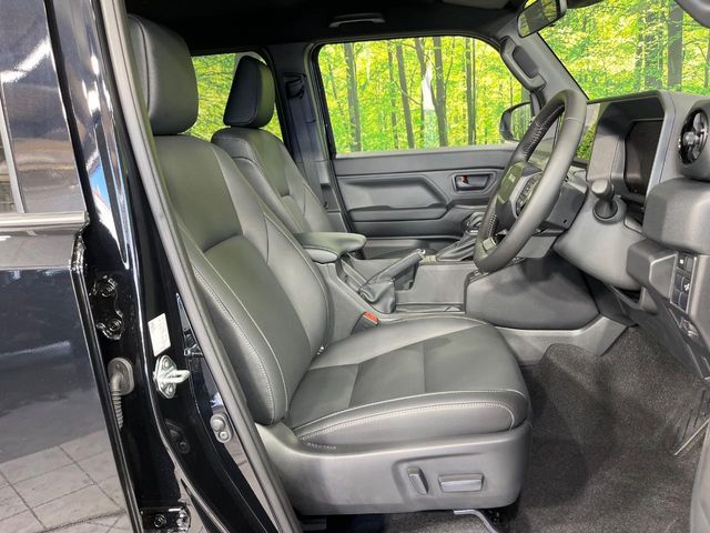 Toyota Land Cruiser FJ 8