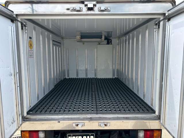 Mazda Bongo Truck 11