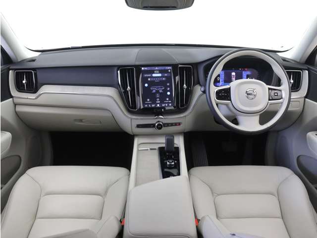 Volvo XC60 4