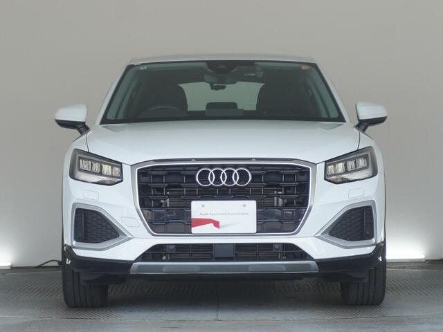 Audi Q2 3