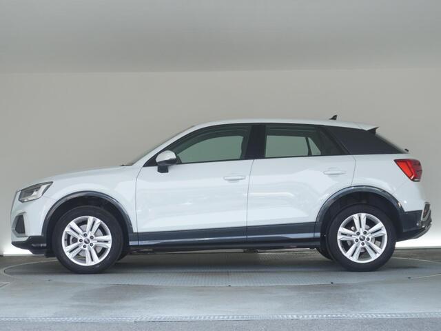 Audi Q2 5