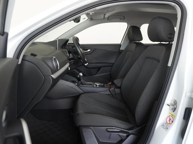 Audi Q2 10