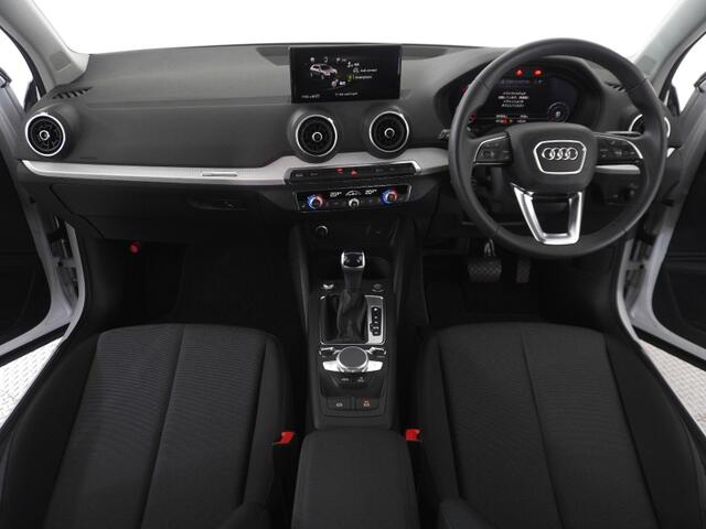 Audi Q2 7