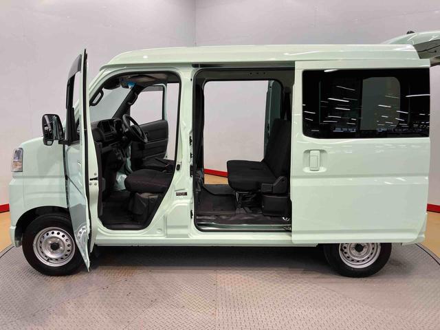 Daihatsu Hijet Cargo 7