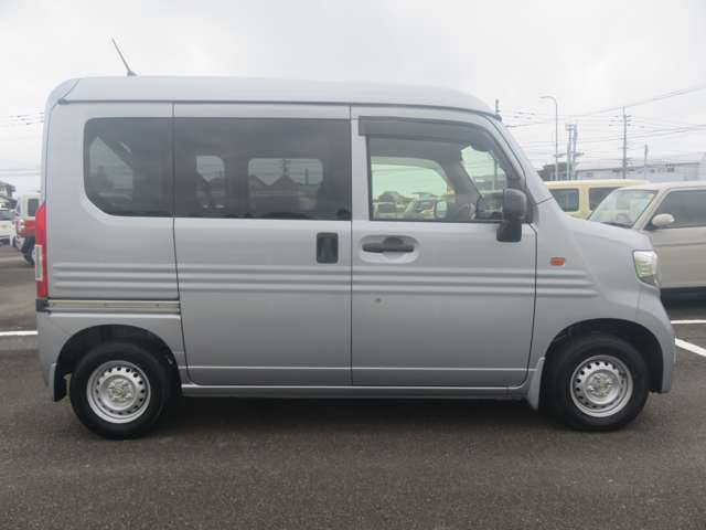 Honda N-VAN 8