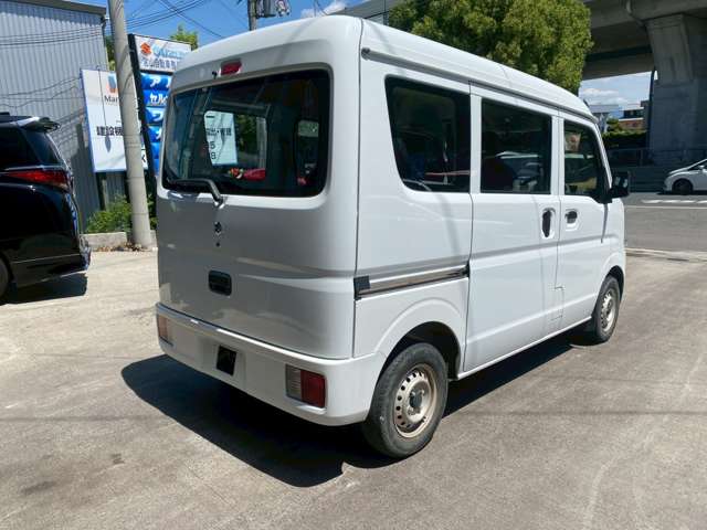 Suzuki Every 8