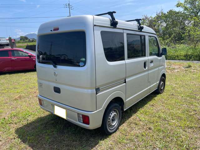 Nissan NV100 Clipper 6