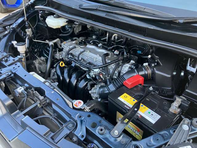 Toyota Voxy 8