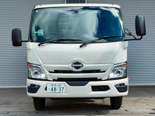 Hino Dutro 12