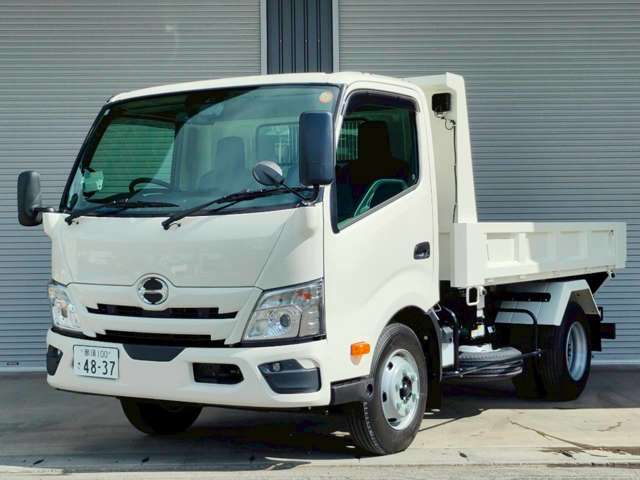 Hino Dutro 2