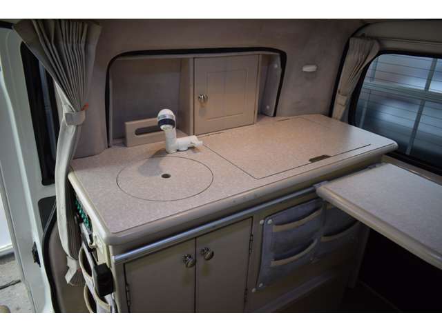 Toyota Light Ace Van 6