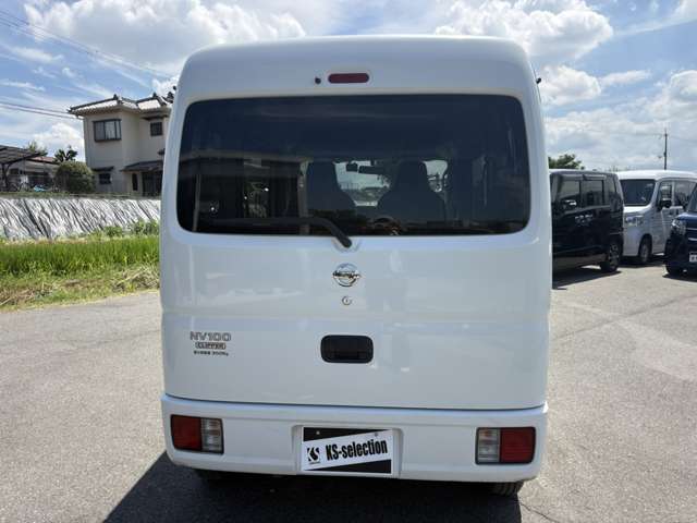 Nissan NV100 Clipper 12