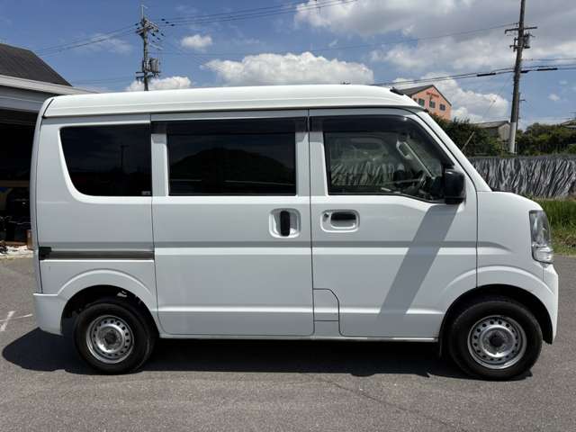 Nissan NV100 Clipper 10