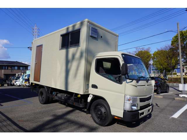 Mitsubishi Fuso Canter 8