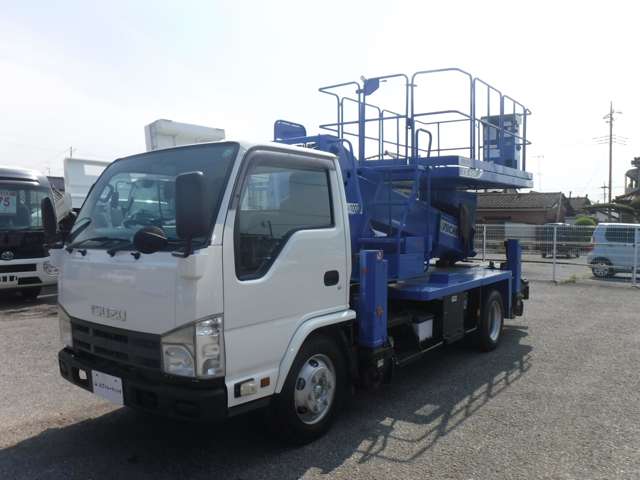 Isuzu Elf 3