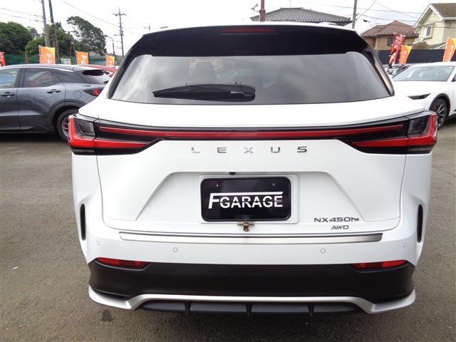 Lexus NX 7