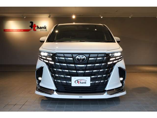 Toyota Alphard 4