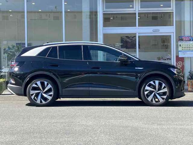 Volkswagen ID.4 7