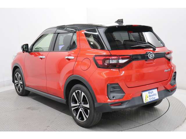 Daihatsu Rocky 7