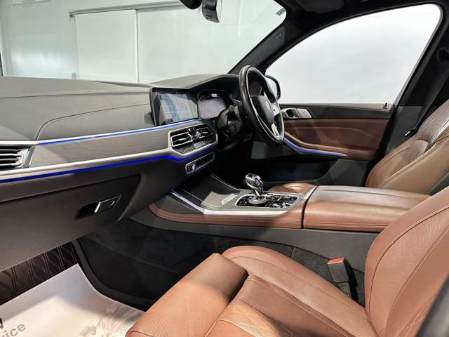 BMW X7 4