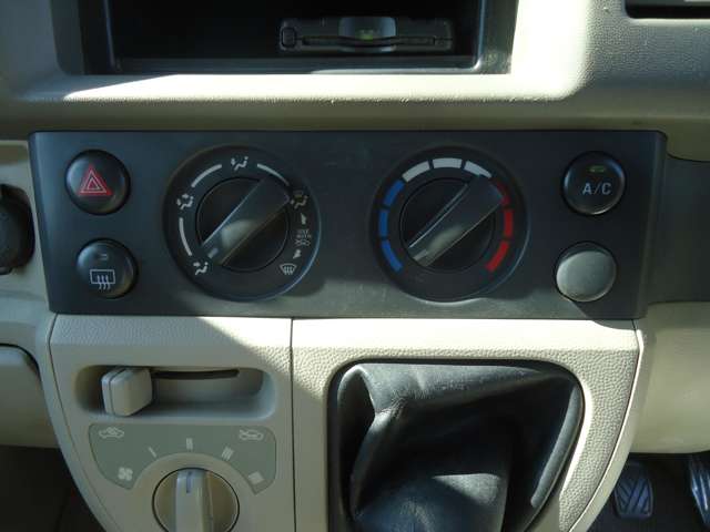 Suzuki Every 12