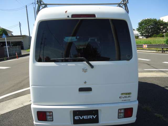 Suzuki Every 8