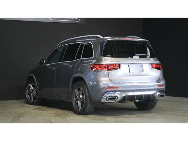 Mercedes-Benz GLB 6