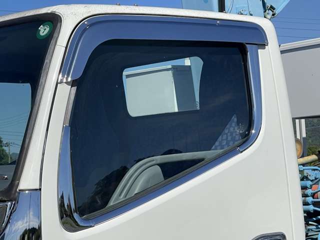 Mitsubishi Fuso Canter 6
