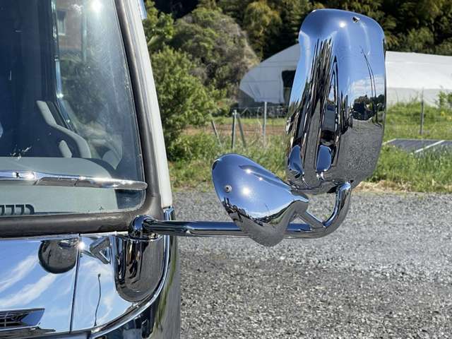 Mitsubishi Fuso Canter 8