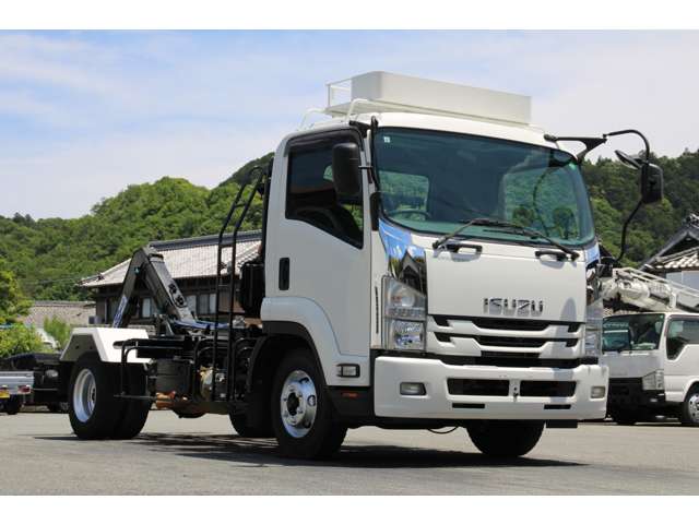 Isuzu Forward 3