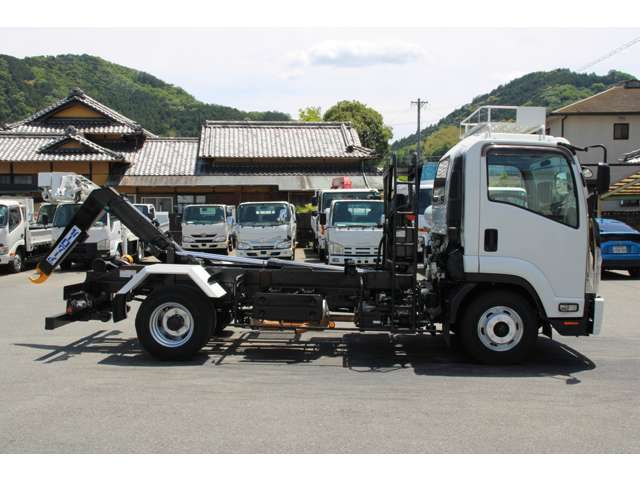 Isuzu Forward 5