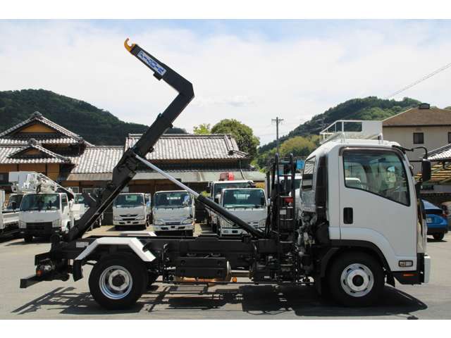 Isuzu Forward 7