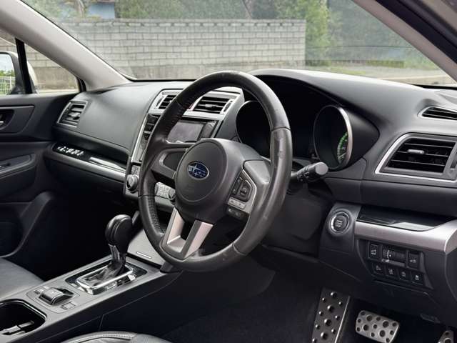 Subaru Legacy Outback 2