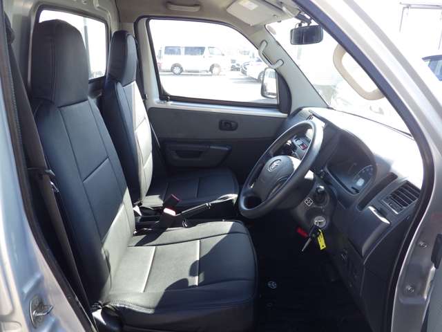 Toyota Light Ace Truck 10
