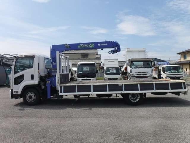Isuzu Forward 11
