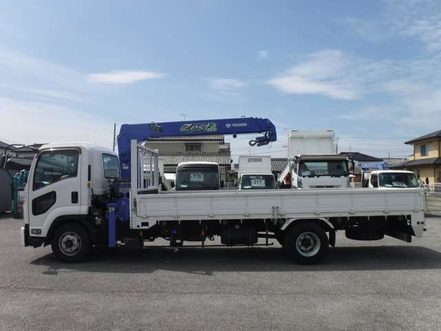 Isuzu Forward 4