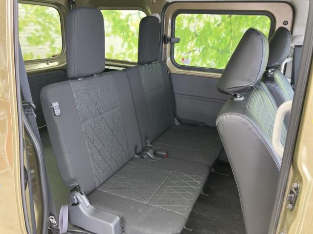 Daihatsu Atrai 7
