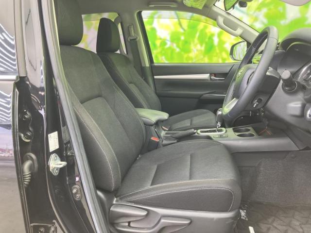 Toyota Hilux 2